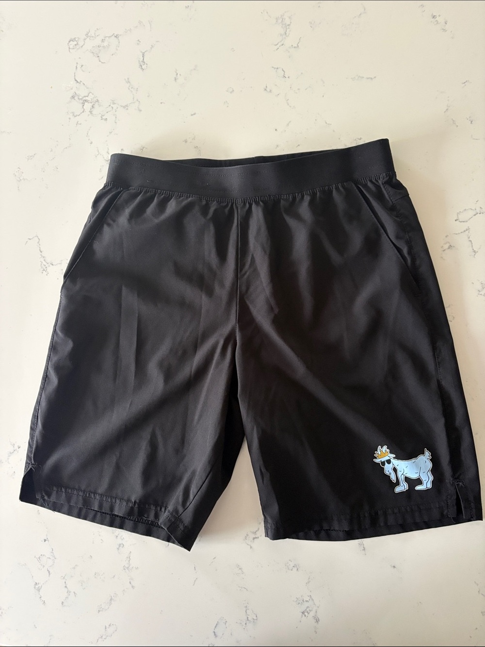 GOAT USA Athletic shorts size Youth XL